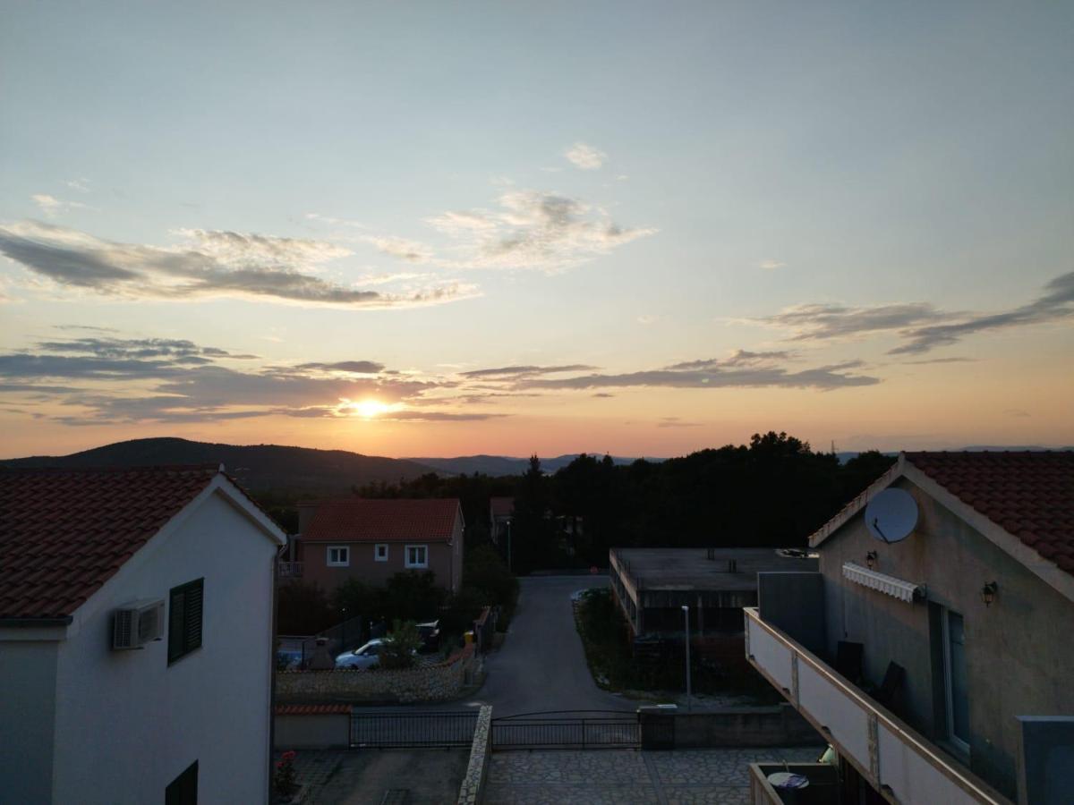 Apartman Mediteran Sibenik Ngoại thất bức ảnh